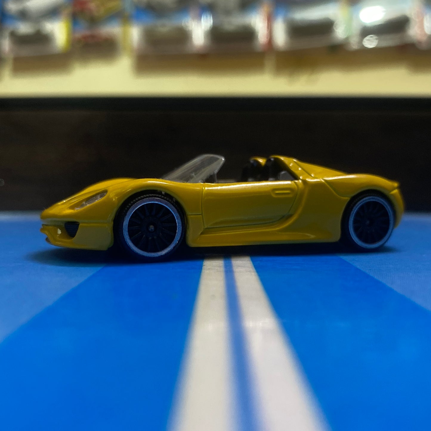 PORSCHE 918 SPYDER-MAJORETTE