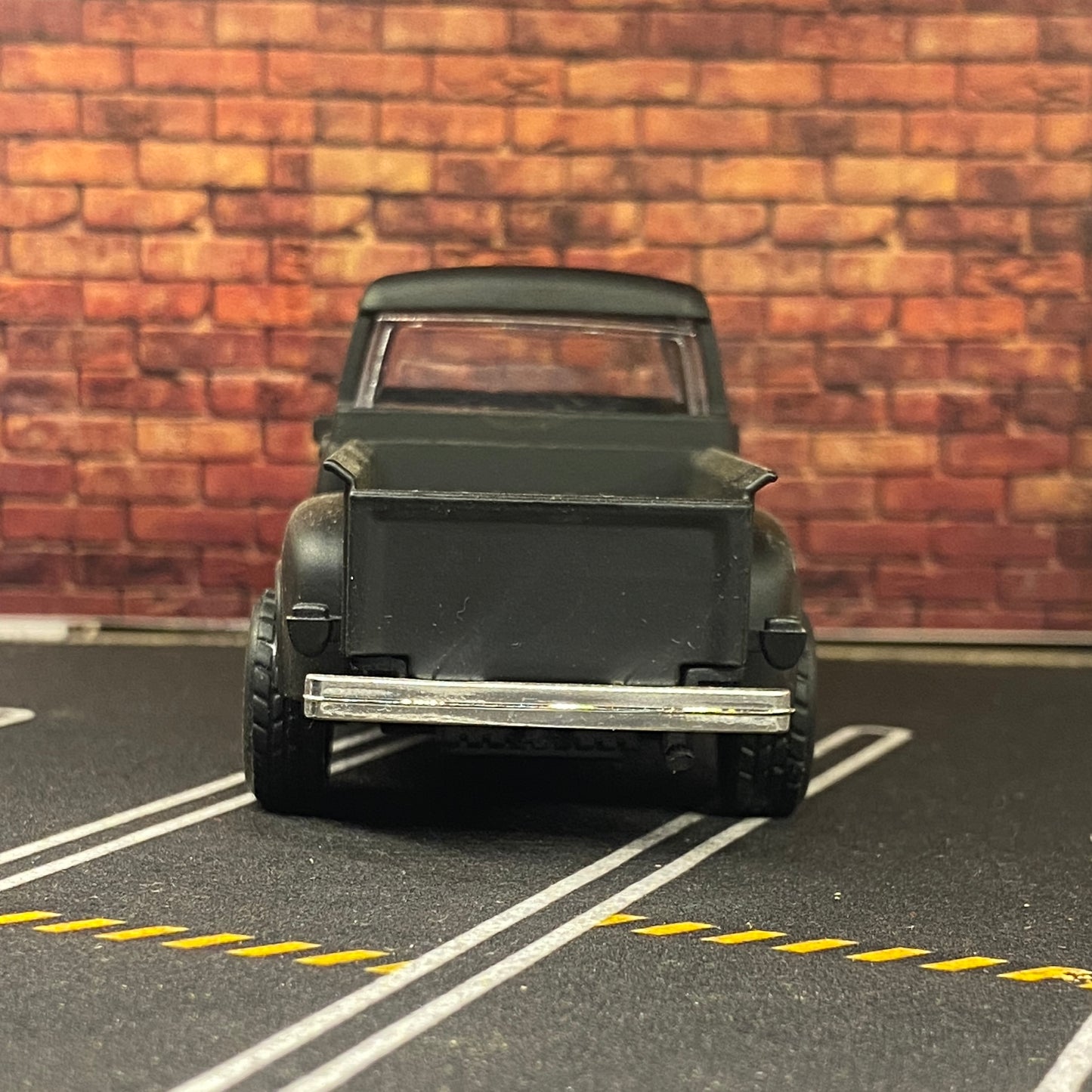 vintage pickup scale model 1:32