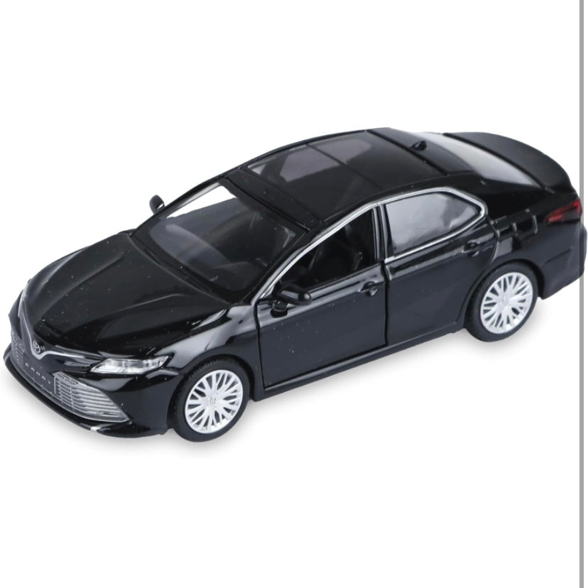 Speed Metal 1:32 Toyota Camry Diecast