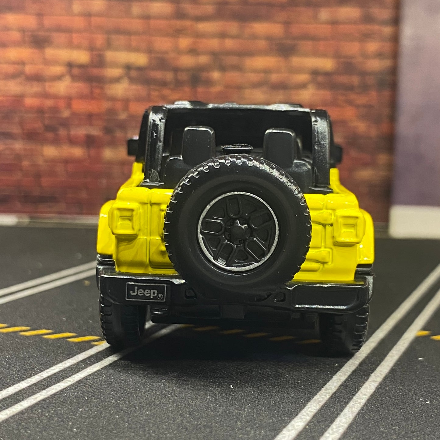 RASTAR jeep rubicon 1:43 scale model