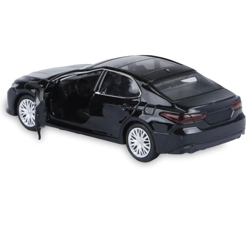 Speed Metal 1:32 Toyota Camry Diecast