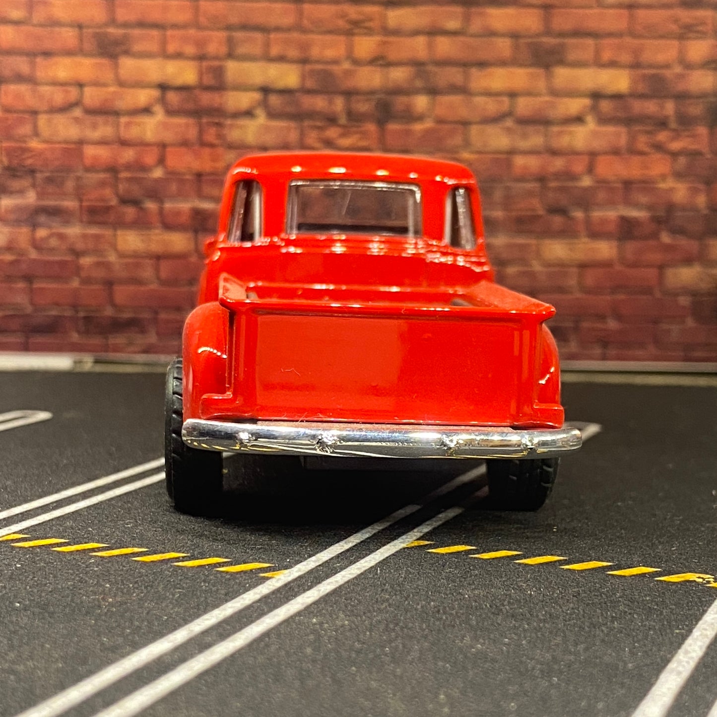 vintage pickup truck 1:32