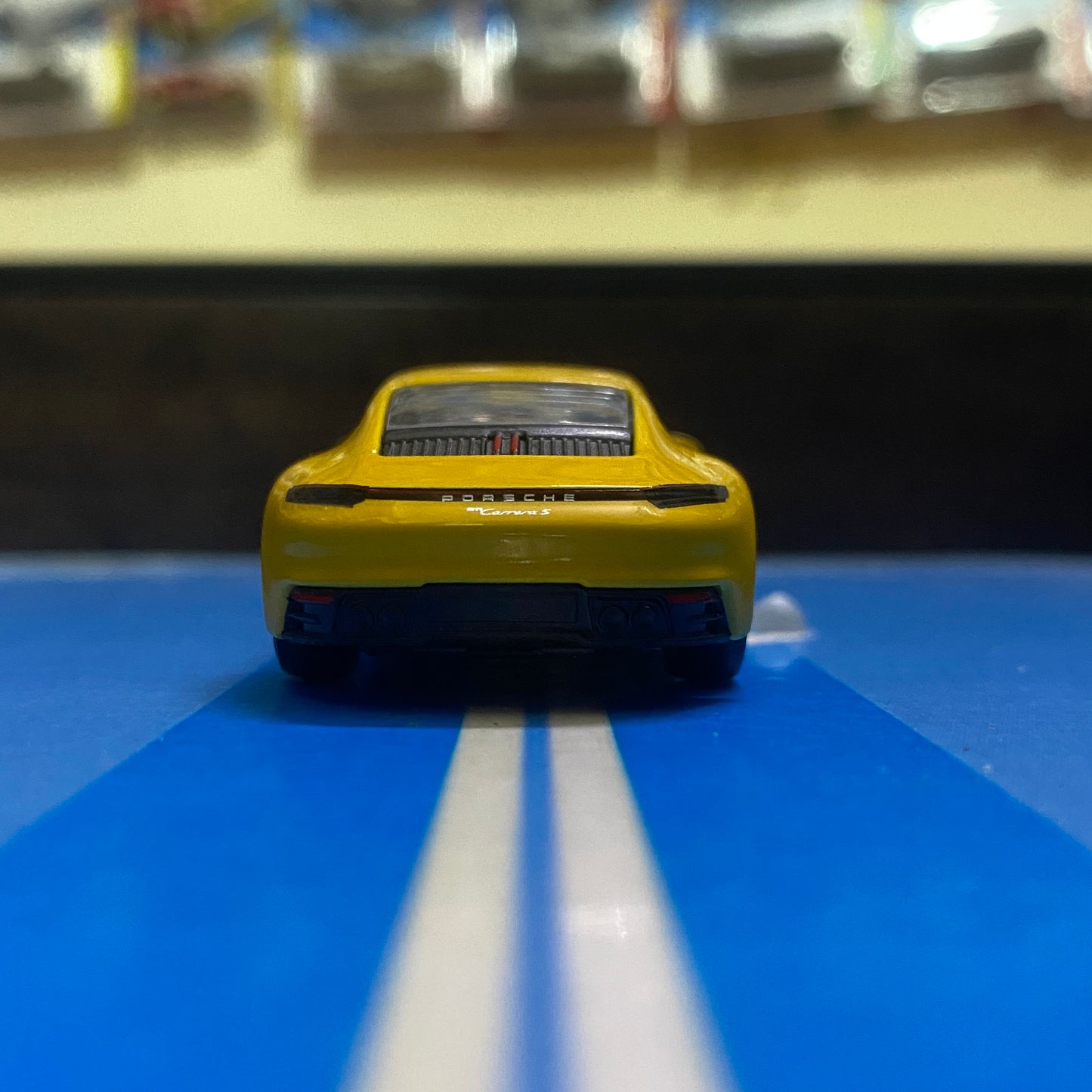 PORSCHE 911 CARRERA S-MAJORETTE