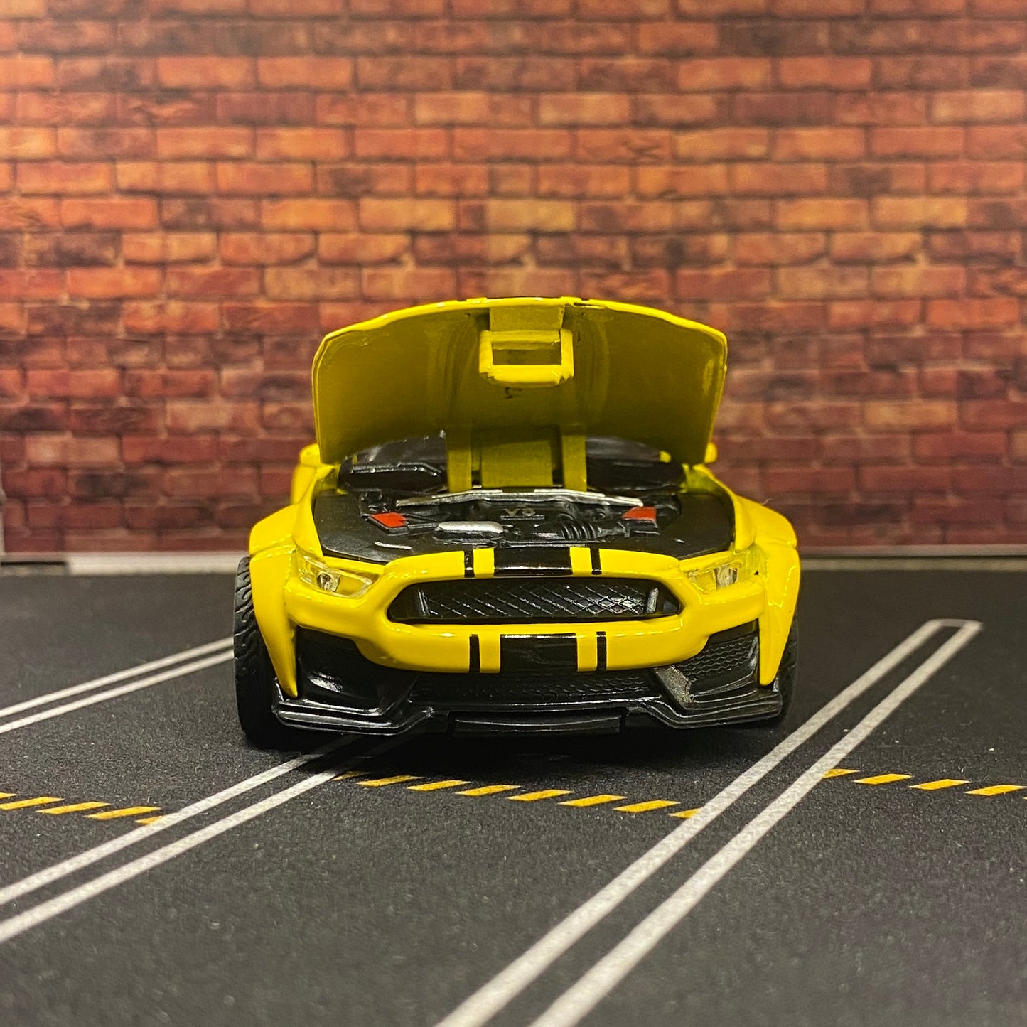 mustang diecast scale model car