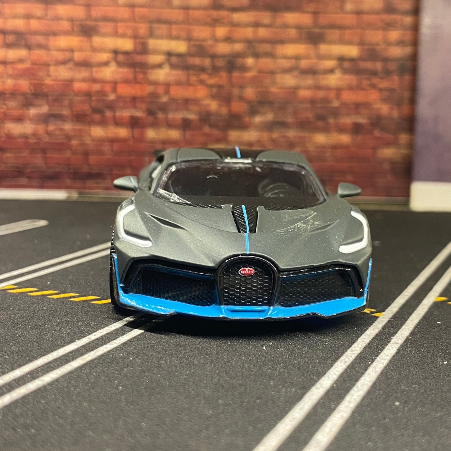 RASTAR Buggati 1:43 scale model