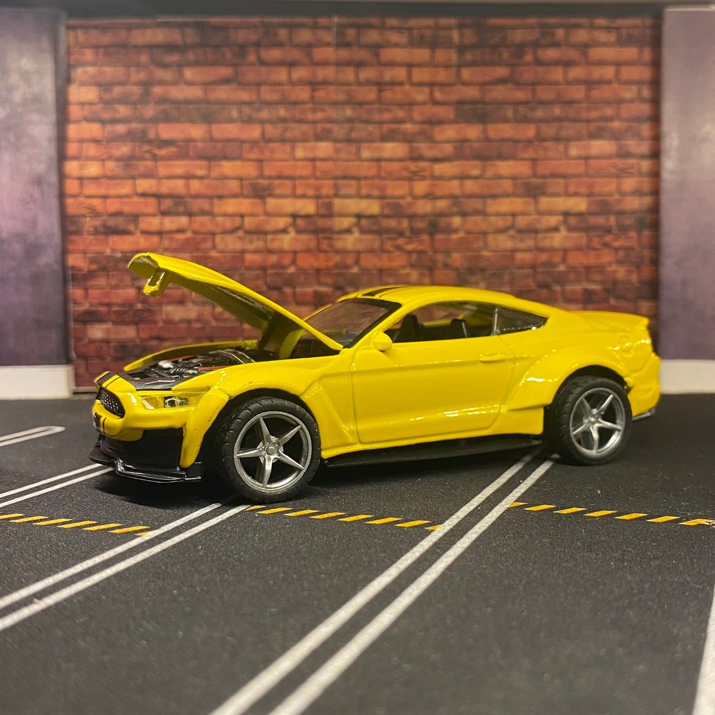 mustang diecast scale model car