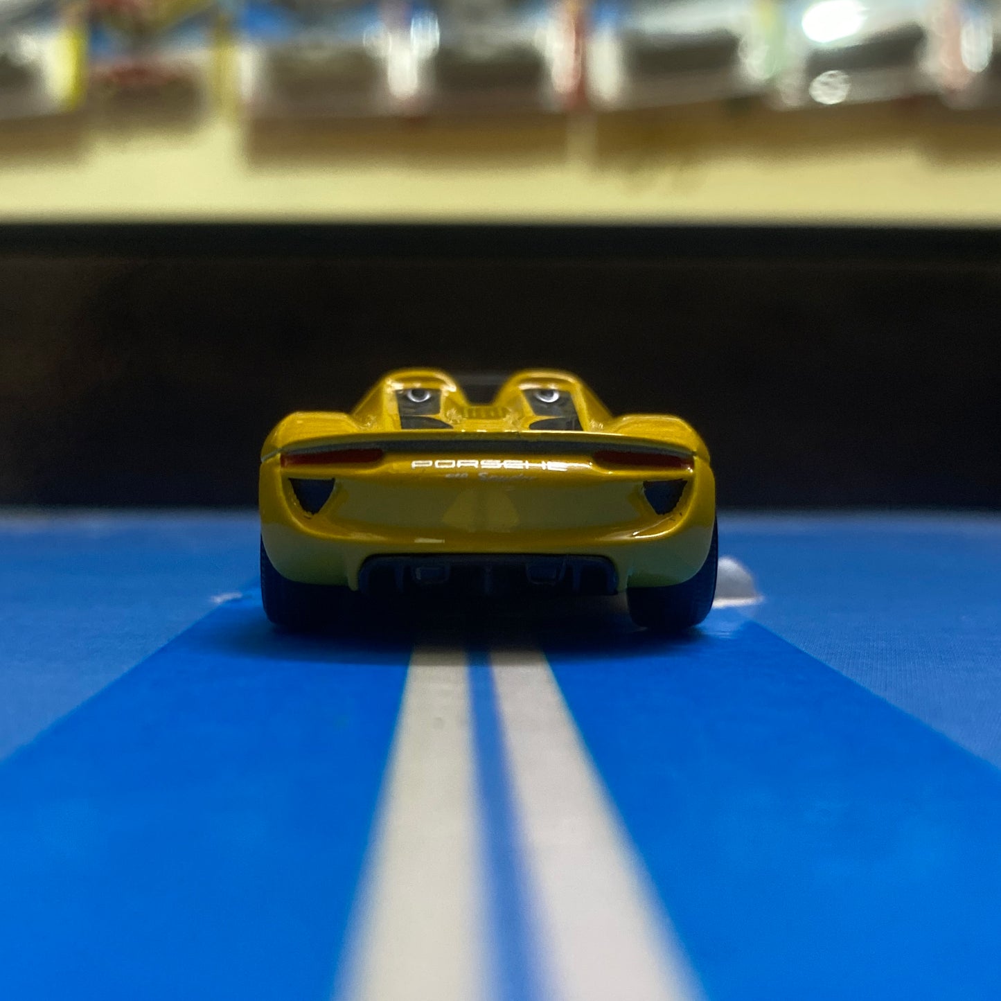 PORSCHE 918 SPYDER-MAJORETTE