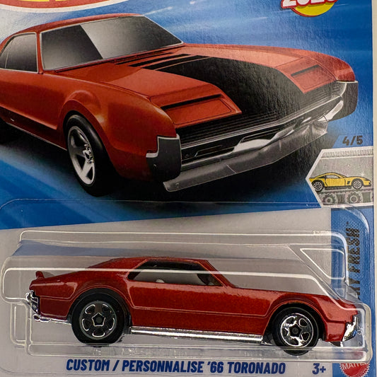CUSTOM / PERSONNALISE '66 TORONADO