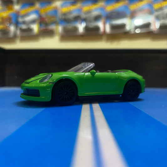 PORSCHE 911 CARRERA S-MAJORETTE