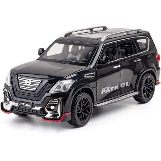 1:24 Nissan Patrol scale model