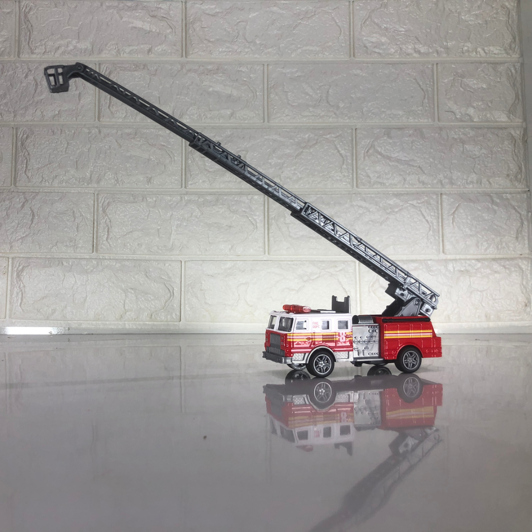 1:38 Fire truck scale model