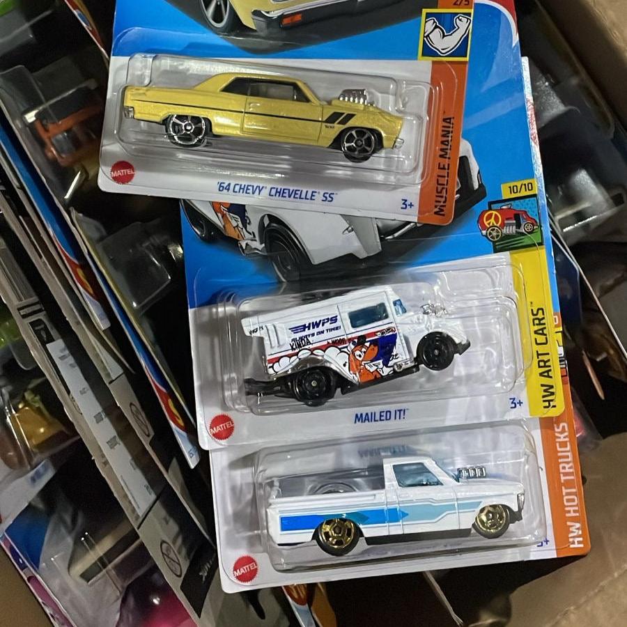 RANDOM Hotwheels