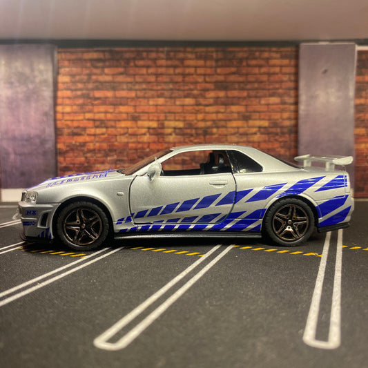 Nissan skyline GTR R34 1:32