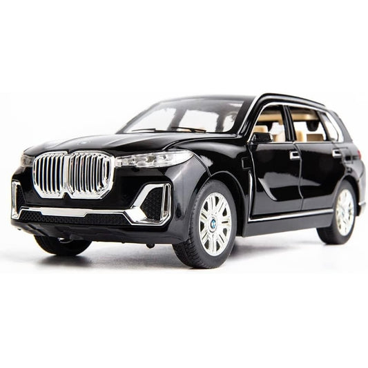 1:24 BMW X7 SUV diecast car
