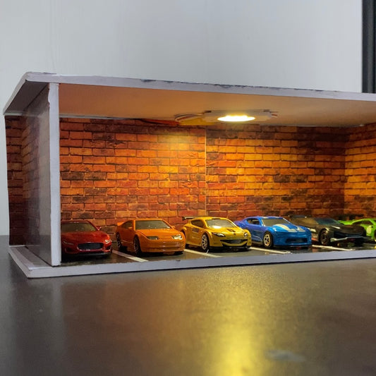 DIORAMA