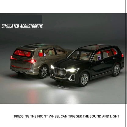 1:24 BMW X7 SUV diecast car