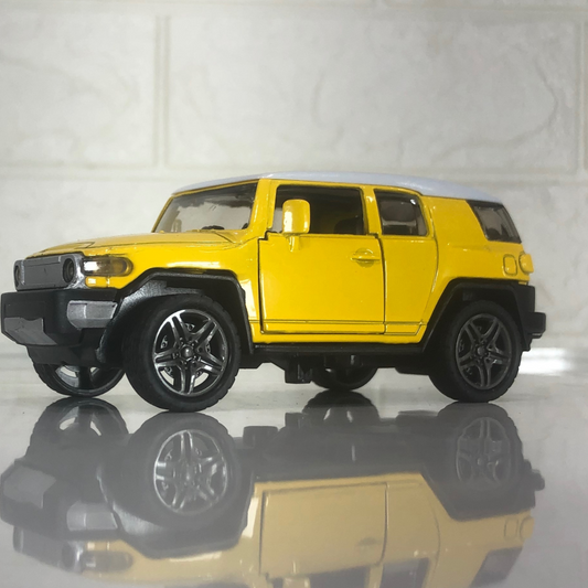 1:38 Toyota cruiser (multicoloured)